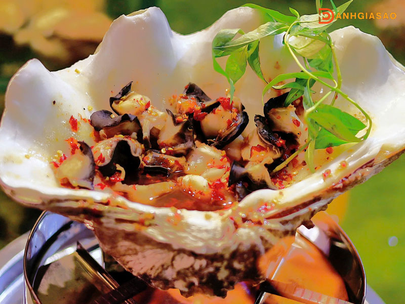 Menu-oc-nhi-2n-tron-ven-huong-vi-hai-san-1-danhgiasao