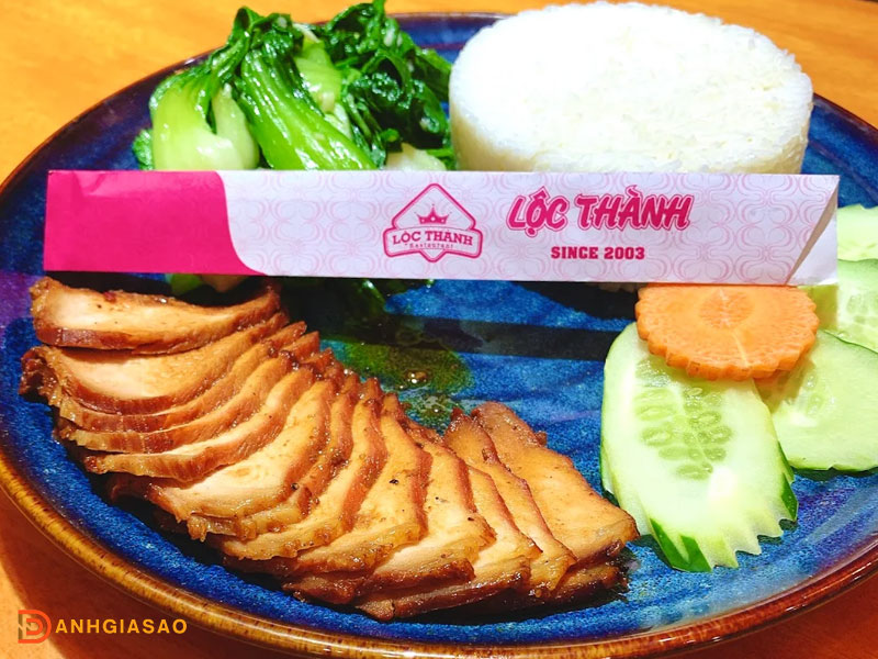 Danh-gia-cua-khach-hang-ve-quan-com-loc-thanh-1-danhgiasao