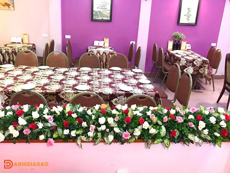 Khong-gian-tinh-te-cho-moi-bua-an-danhgiasao