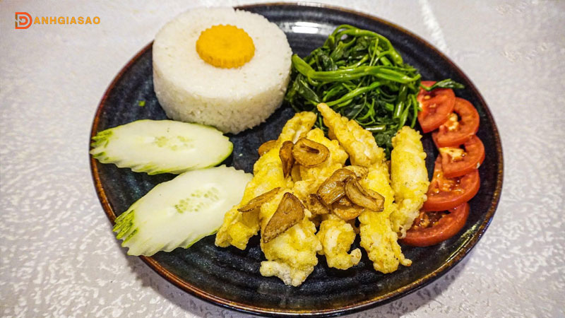 Menu-quan-com-loc-thanh-mon-viet-dam-da-cho-moi-thuc-khach-danhgiasao