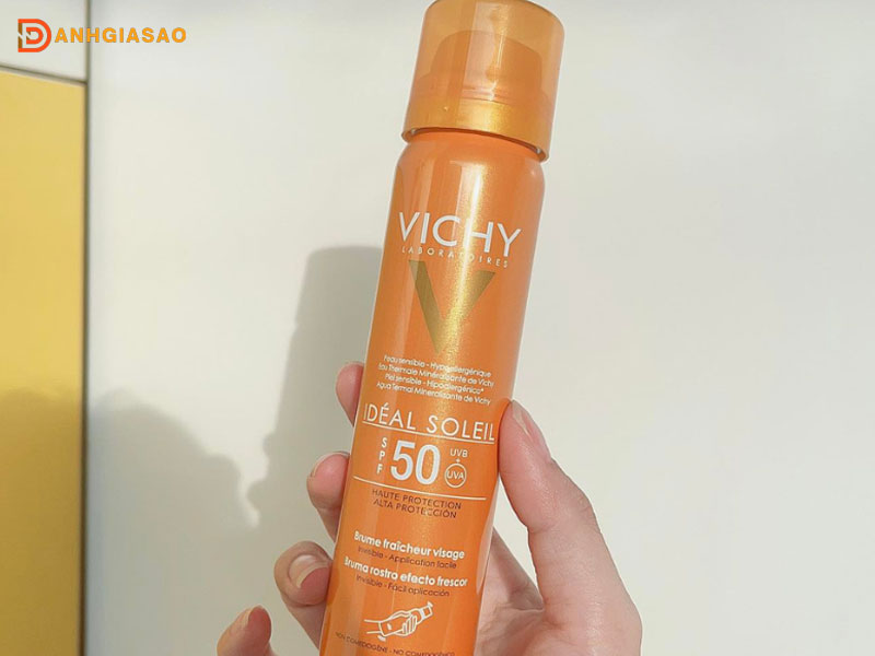 Vichy-soleil-fresh-face-mist-spf-50-pa-danhgiasao