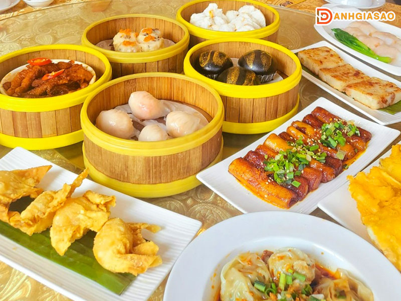 Kham-pha-menu-nha-hang-hong-kong-sik-dak-fook-danhgiasao