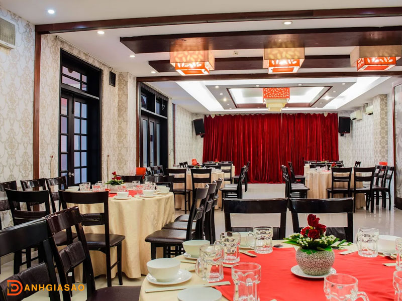 Nha-hang-qua-ngon-danhgiasao