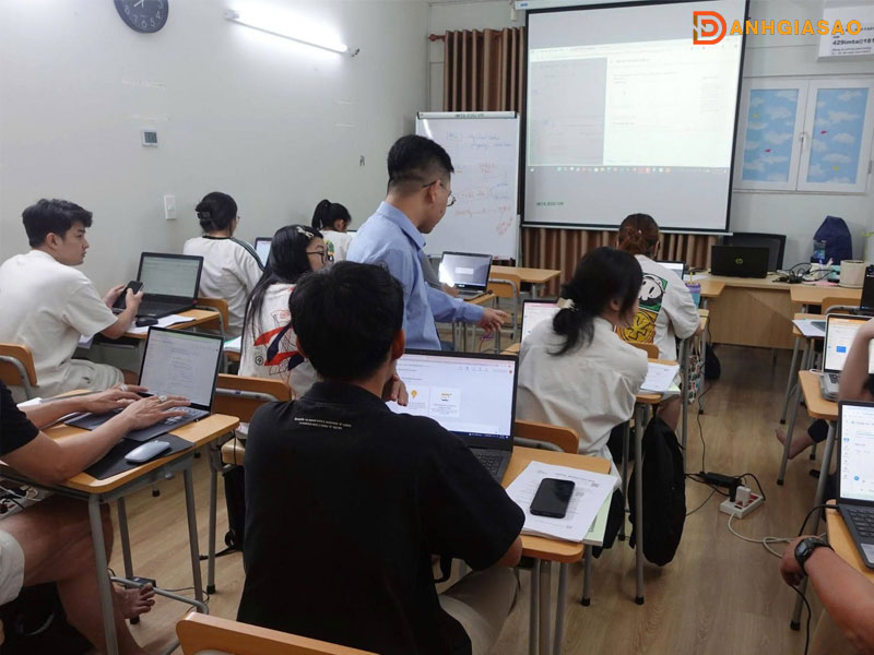 Imta-digital-marketing-trung-tam-dao-tao-marketing-uy-tin-tai-hcm-3-danhgiasao